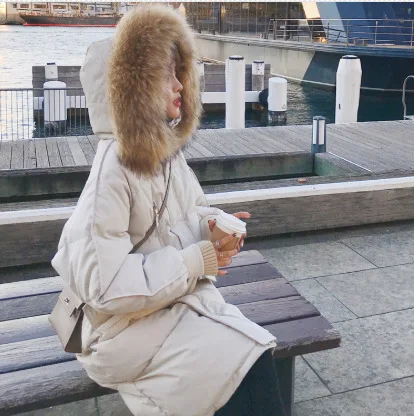 Korean Dongdamen loose BF large wool collar cotton dress women's middle and long style
Korean Dongdamen loose BF large wool collar cotton dress women's middle and long style