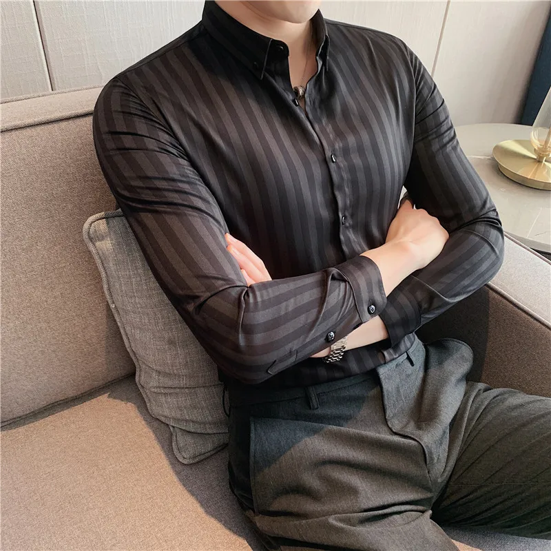 2021 British Style Fashion Slim Men's Striped Shirt Business Casual Formal Wear Slim Fit Shirt
2021 British Style Fashion Slim Men's Striped Shirt Business Casual Formal Wear Slim Fit Shirt