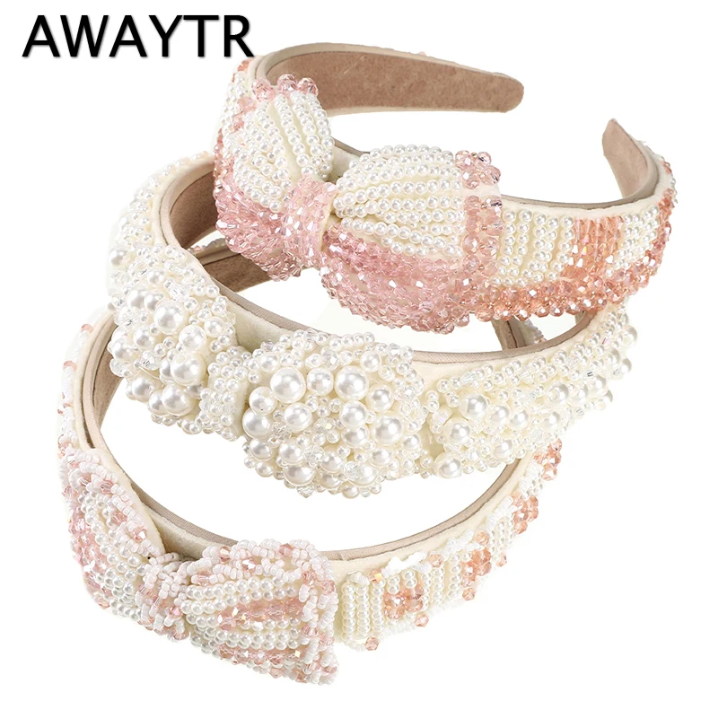 AWAYTR Luxury Pearl Headband Fashion New Bow Catwalk Hairbands Temperament Ball Wild Personality Hair Band Hair Accessories
AWAYTR Luxury Pearl Headband Fashion New Bow Catwalk Hairbands Temperament Ball Wild Personality Hair Band Hair Accessories