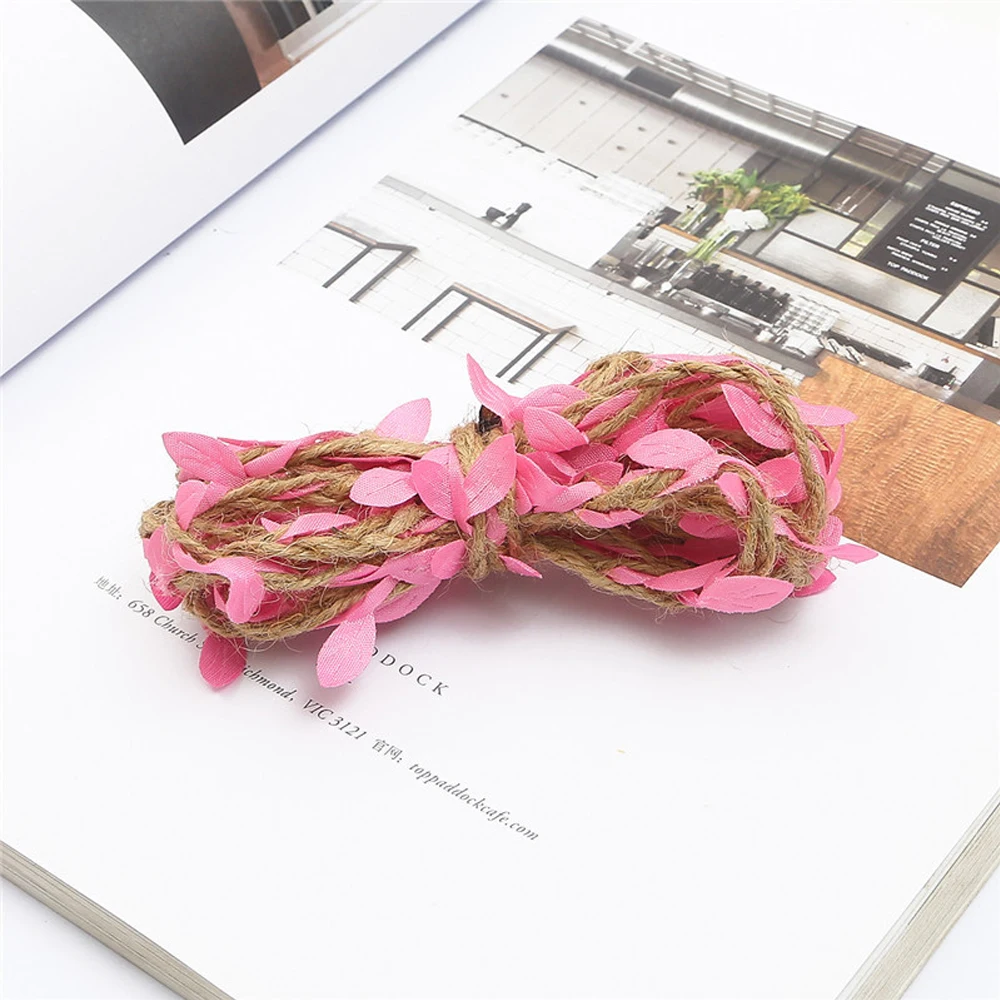 Silk Leaf-Shaped Handmade Artificial green Leaves For Wedding Decoration DIY Wreath Gift Scrapbooking Craft Fake Flower
Silk Leaf-Shaped Handmade Artificial green Leaves For Wedding Decoration DIY Wreath Gift Scrapbooking Craft Fake Flower