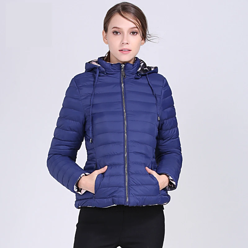 Double-sided down jacket women European winter fashion hooded thickened white duck down jacket to keep warm and fashion cold
Double-sided down jacket women European winter fashion hooded thickened white duck down jacket to keep warm and fashion cold
