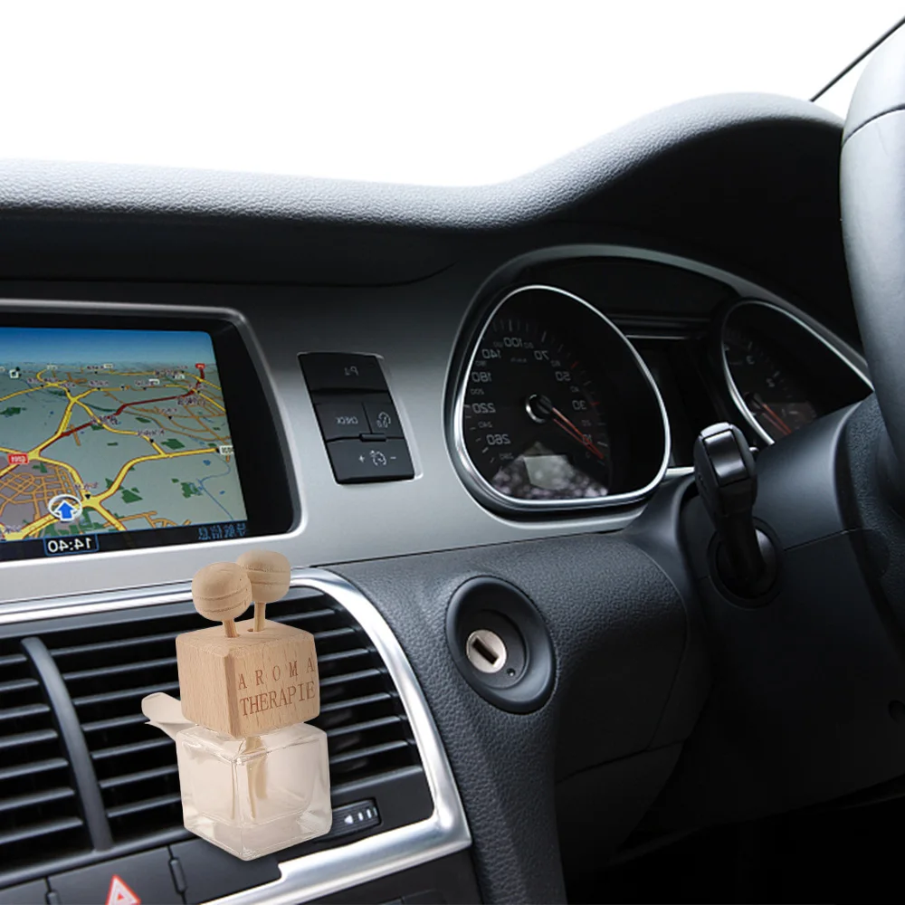 Car Accessories Auto Air Freshener Hanging Glass Bottle Auto Perfume Diffuser Bottle For Essential Oils Fragrance Ornament New 
Car Accessories Auto Air Freshener Hanging Glass Bottle Auto Perfume Diffuser Bottle For Essential Oils Fragrance Ornament New