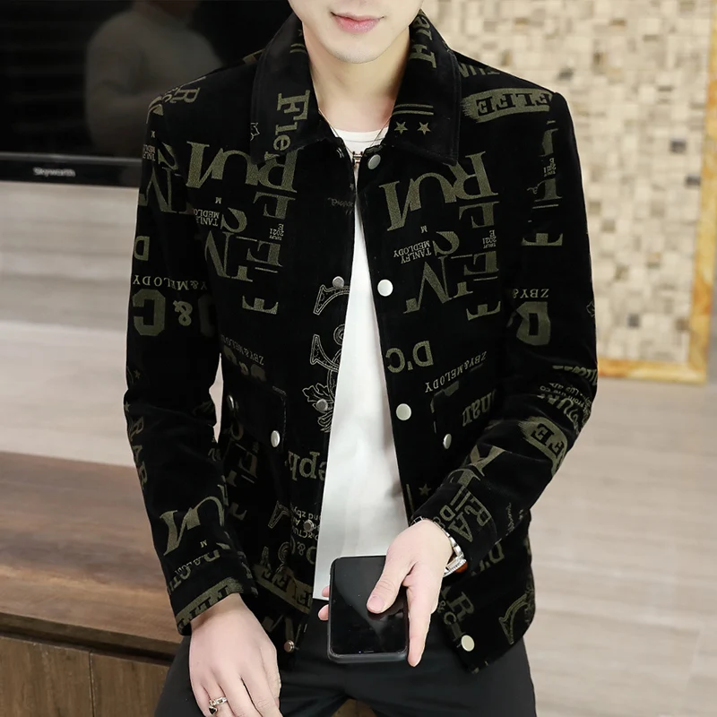 2021 Spring Corduroy Letter Printed Jackets Men Casual Business Coats Luxury Retro Turn Down Collar Bomber Jacket Streetwear Top
2021 Spring Corduroy Letter Printed Jackets Men Casual Business Coats Luxury Retro Turn Down Collar Bomber Jacket Streetwear Top