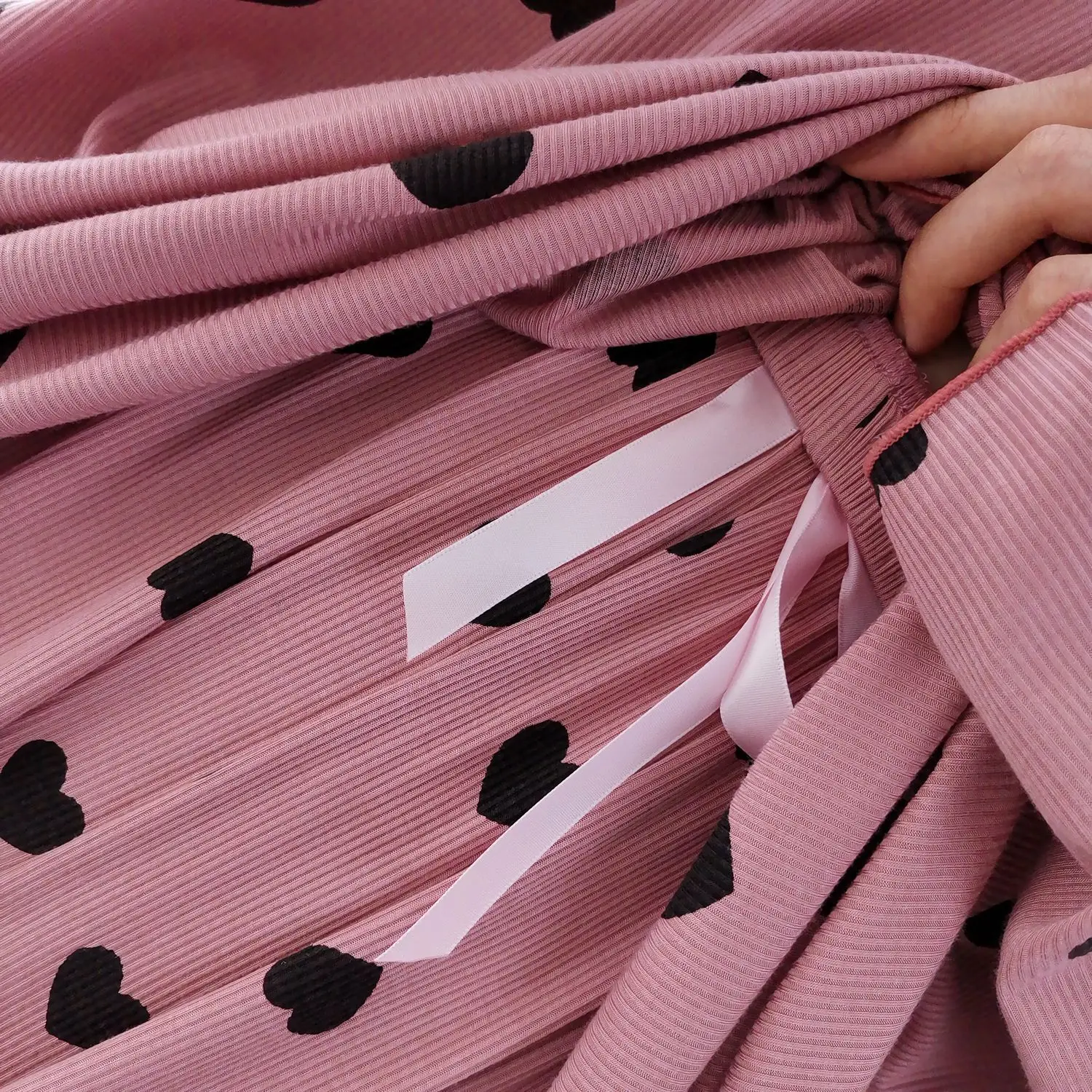 Plus Size Home Clothes Suit Modal Women Autumn and Winter Peach Heart Print Long-sleeved Pajamas Suit New Loose Pyjamas Women
Plus Size Home Clothes Suit Modal Women Autumn and Winter Peach Heart Print Long-sleeved Pajamas Suit New Loose Pyjamas Women