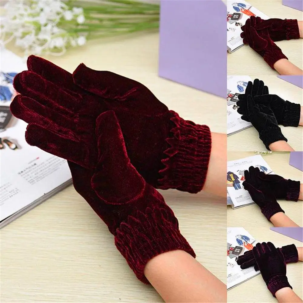 7 Colors Solid Color Female Autumn Winter Mittens Full Finger Warm Gloves Velvet Full Finger Gloves
7 Colors Solid Color Female Autumn Winter Mittens Full Finger Warm Gloves Velvet Full Finger Gloves