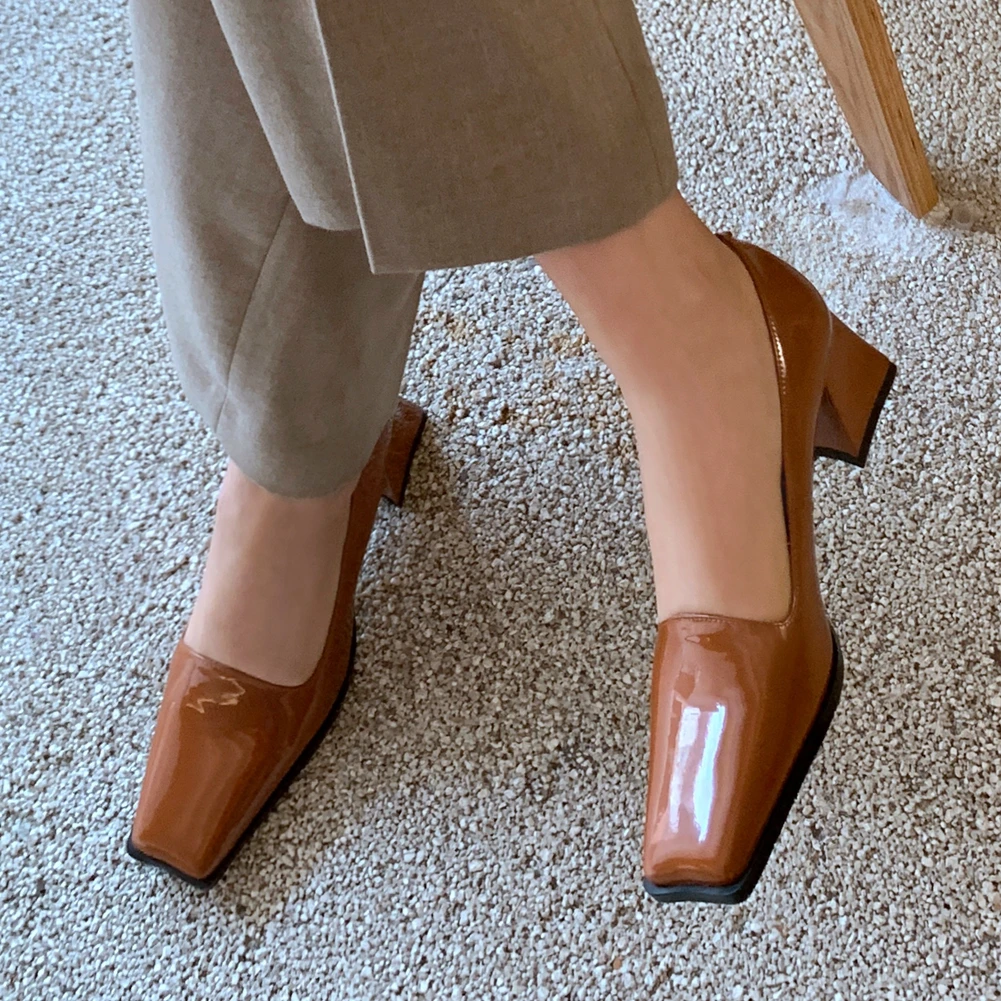 BONJOMARISA Genuine Leather Brand Female Spring Summer Pumps Square Toe Solid High Heels Pumps Women New Slip On Shoes Woman
BONJOMARISA Genuine Leather Brand Female Spring Summer Pumps Square Toe Solid High Heels Pumps Women New Slip On Shoes Woman