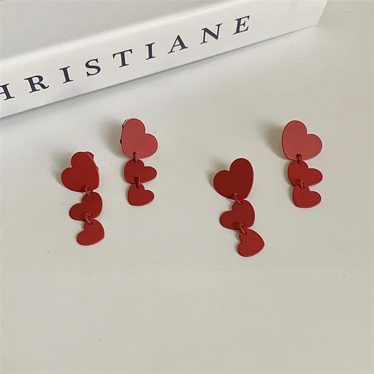 S925 Earrings For Women Korean Fashion Red Love Earrings New Temperament Vintage Punk Long Earrings Luxury Jewelry Accessories
S925 Earrings For Women Korean Fashion Red Love Earrings New Temperament Vintage Punk Long Earrings Luxury Jewelry Accessories