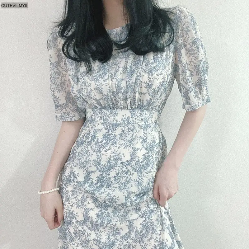 One-Piece Korean Chic Women'S Dress Summer 2021 Sweet Floral Chiffon Dress Elegant O Neck Waist Slimming Puff Sleeve Midi Dress
One-Piece Korean Chic Women'S Dress Summer 2021 Sweet Floral Chiffon Dress Elegant O Neck Waist Slimming Puff Sleeve Midi Dress