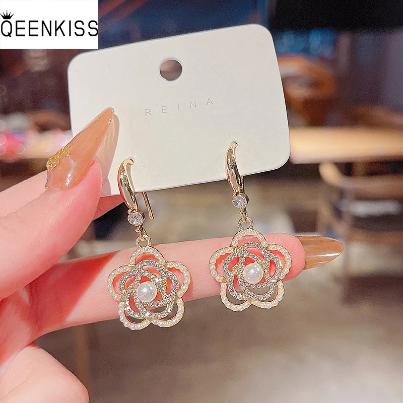 QEENKISS EG7526 Fine Jewelry Wholesale Woman Birthday Wedding Gift AAA Zircon Flower 925 Sterling Silver Needle Drop Earrings
QEENKISS EG7526 Fine Jewelry Wholesale Woman Birthday Wedding Gift AAA Zircon Flower 925 Sterling Silver Needle Drop Earrings
