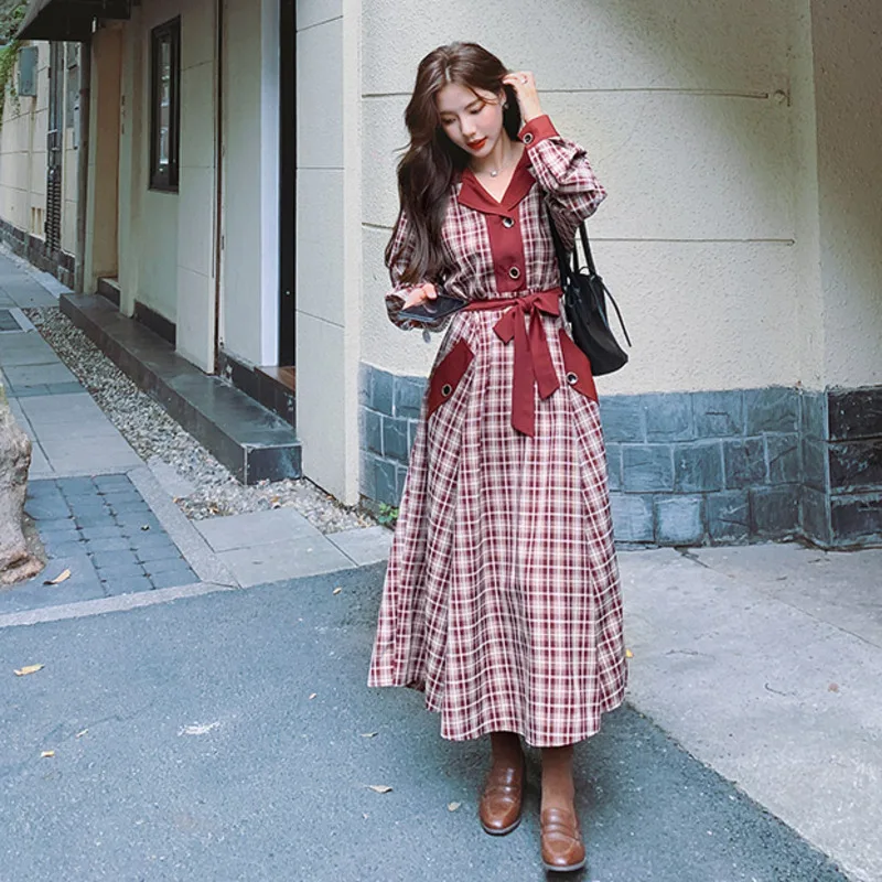 Red Plaid Spliced Belt Dresses 2020 Autumn New Korean Style Mature Trench Long Coat Temperamental Elegant England Moda Mujer
Red Plaid Spliced Belt Dresses 2020 Autumn New Korean Style Mature Trench Long Coat Temperamental Elegant England Moda Mujer