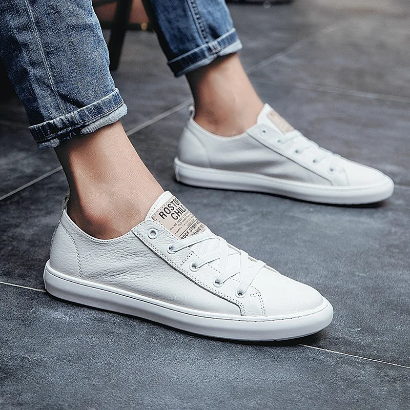 Light luxury leather small white shoes, do not tie men's shoes, Korean version of the trend board shoes, shoes with students 
Light luxury leather small white shoes, do not tie men's shoes, Korean version of the trend board shoes, shoes with students