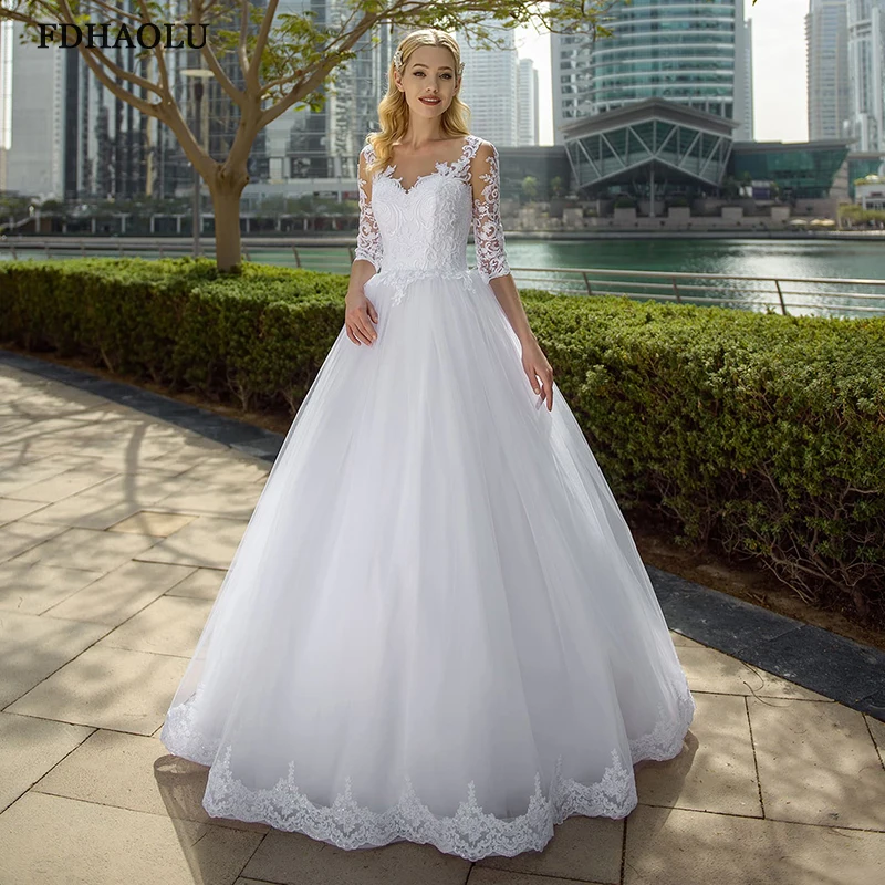 FDHAOLU FU216 Modest Tulle A-line Half Sleeve Wedding Gowns 2021 O-neck Lace Appliques Plus Size Bridal Dress with Lace-up
FDHAOLU FU216 Modest Tulle A-line Half Sleeve Wedding Gowns 2021 O-neck Lace Appliques Plus Size Bridal Dress with Lace-up