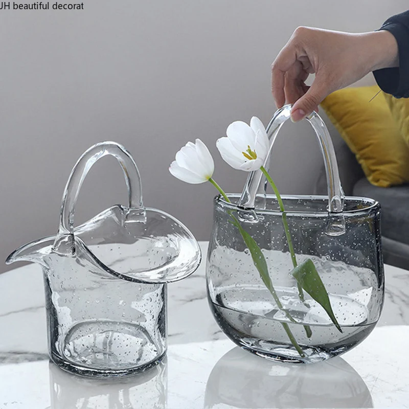 Creative Transparent Glass Vase Living Room Hydroponic Vase Dried Flower Flower Arrangement Container Modern Home Decoration
Creative Transparent Glass Vase Living Room Hydroponic Vase Dried Flower Flower Arrangement Container Modern Home Decoration
