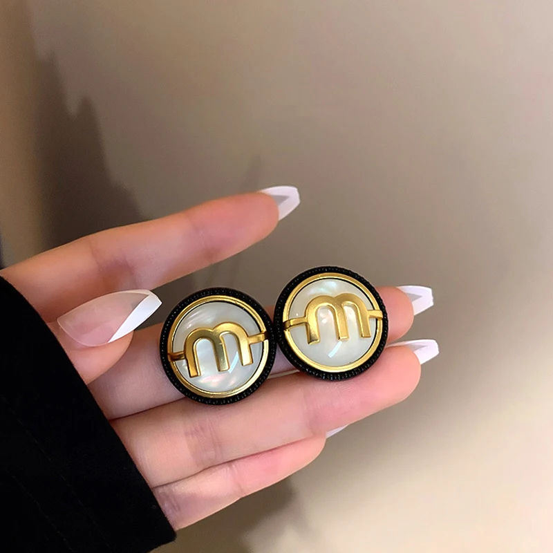 New Trendy Letter Geometric Opal Earrings for Women Girl Temperament Jewelry S925 Needle Stud Weddings Birthday Party Fine Gift
New Trendy Letter Geometric Opal Earrings for Women Girl Temperament Jewelry S925 Needle Stud Weddings Birthday Party Fine Gift