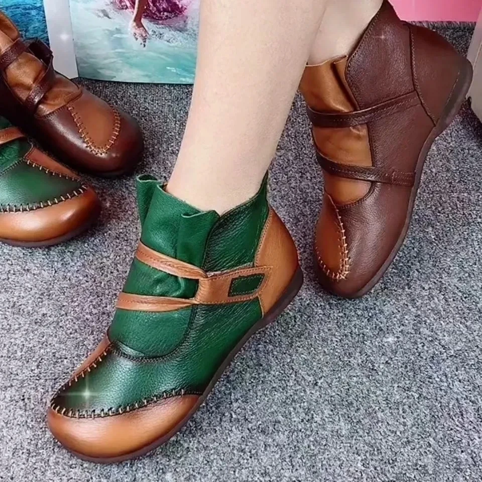 Genuine leather moccasin boots woman flat retro shoes designer handmade sewing sneakers ladies ankle plush boots winter shoes
Genuine leather moccasin boots woman flat retro shoes designer handmade sewing sneakers ladies ankle plush boots winter shoes