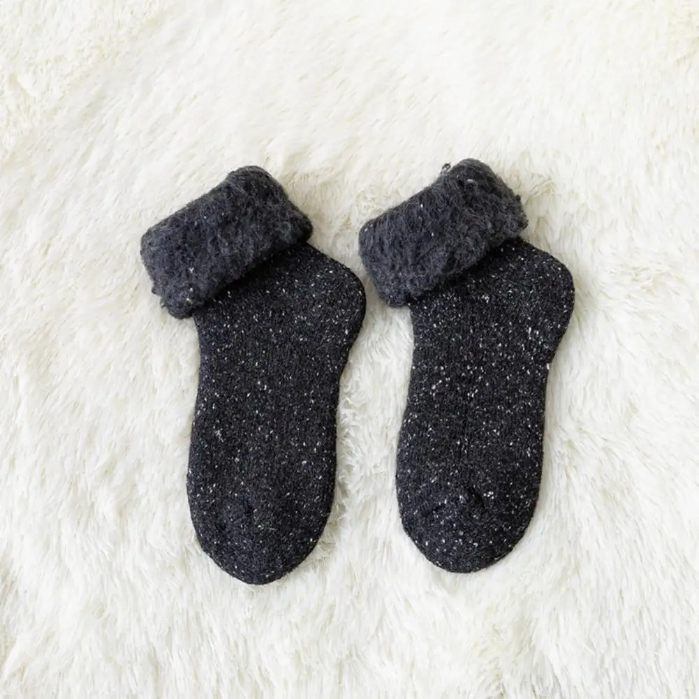 Portable 1 Pair Unique Cold Resist Soft Women Socks Multicolor Women Socks More Thicken for Girls
Portable 1 Pair Unique Cold Resist Soft Women Socks Multicolor Women Socks More Thicken for Girls