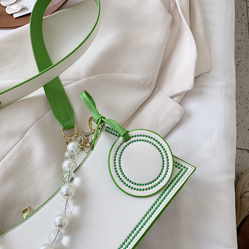 New 2020 Handbags Personality Lovely Messenger Dot Bags bag Crossbody Bag Panelled Shoulder Women Handbag For Women 
New 2020 Handbags Personality Lovely Messenger Dot Bags bag Crossbody Bag Panelled Shoulder Women Handbag For Women