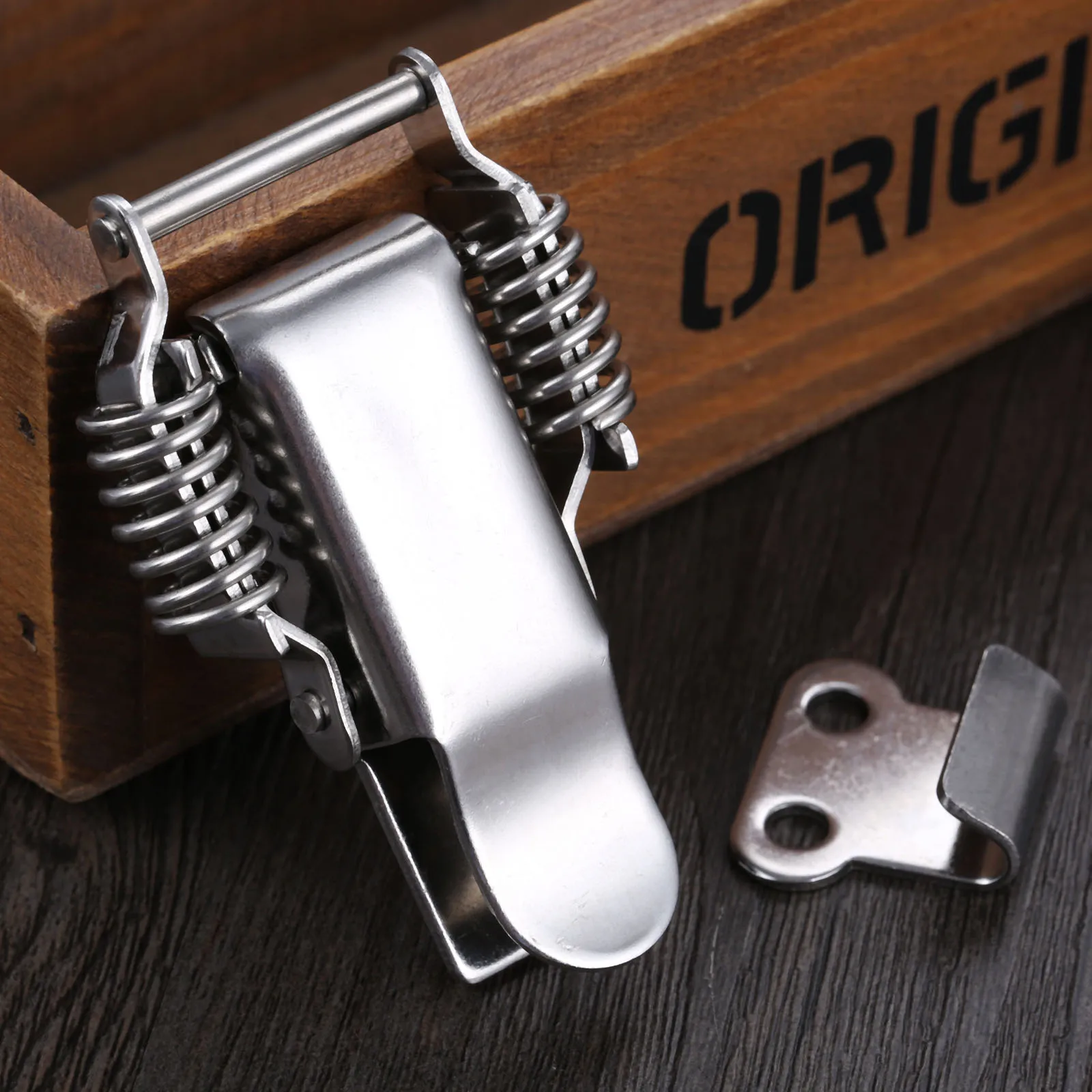 Stainless Steel Spring Toggle Latch Catch Wooden Box Lock Toolbox Buckle Electrical Box Hasp Box Hardware 90*46mm
Stainless Steel Spring Toggle Latch Catch Wooden Box Lock Toolbox Buckle Electrical Box Hasp Box Hardware 90*46mm