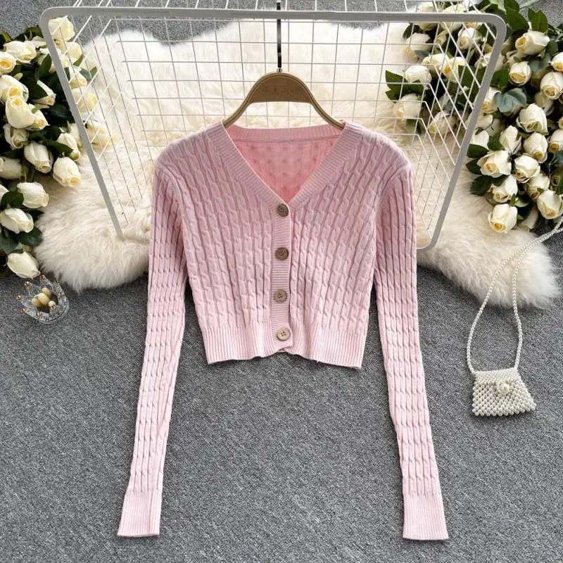 WIGADFHK Women's Fashion Cardigan Sweater 2021 Fall Casual V-neck Knit Cardigan Top Korean Sexy Short Knit Coat
WIGADFHK Women's Fashion Cardigan Sweater 2021 Fall Casual V-neck Knit Cardigan Top Korean Sexy Short Knit Coat