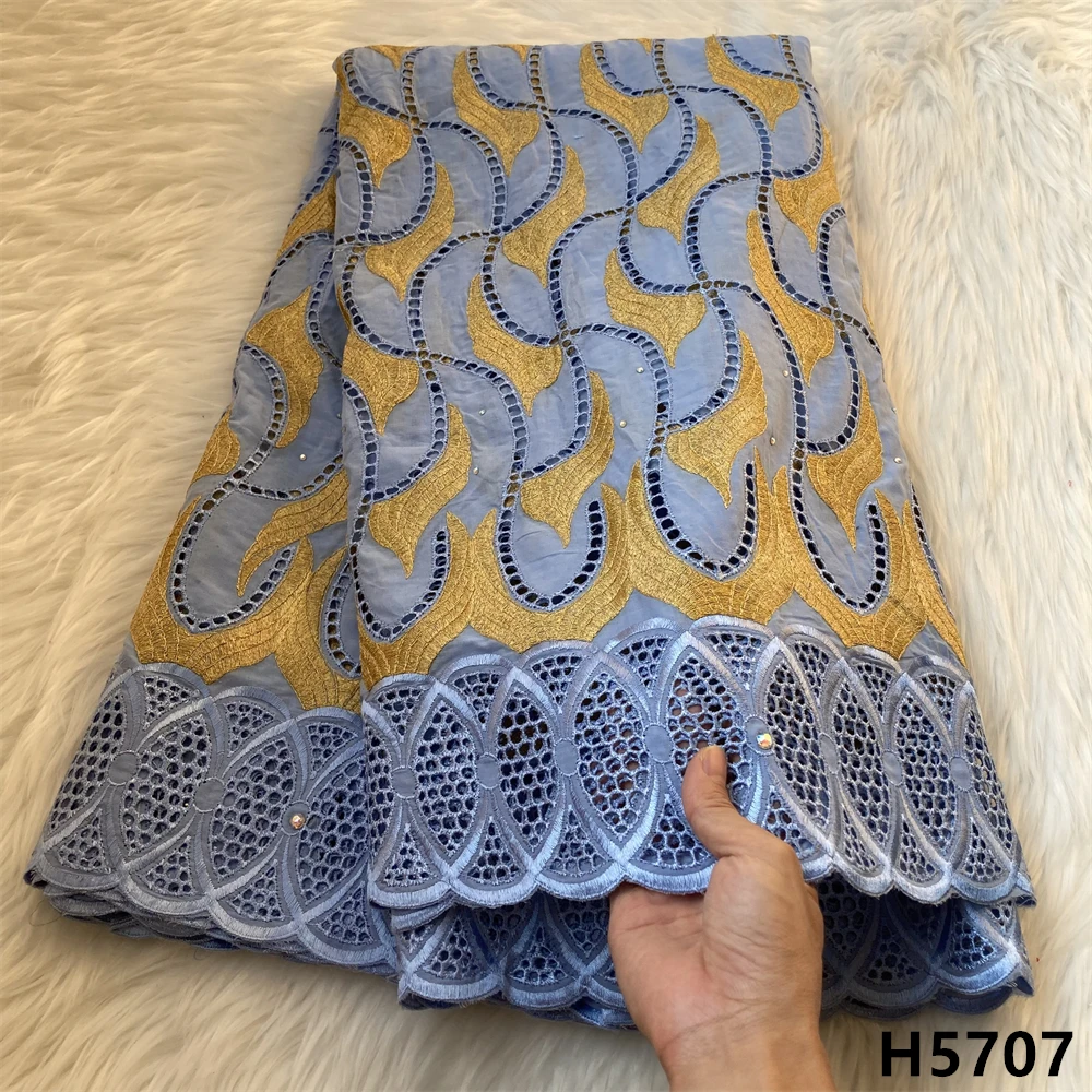 African Swiss Voile Lace High Quality 2021 100% Cotton Embroidered Fabric Nigeria Wedding Lace Fabric For Dress 5 Yards HJ5707
African Swiss Voile Lace High Quality 2021 100% Cotton Embroidered Fabric Nigeria Wedding Lace Fabric For Dress 5 Yards HJ5707