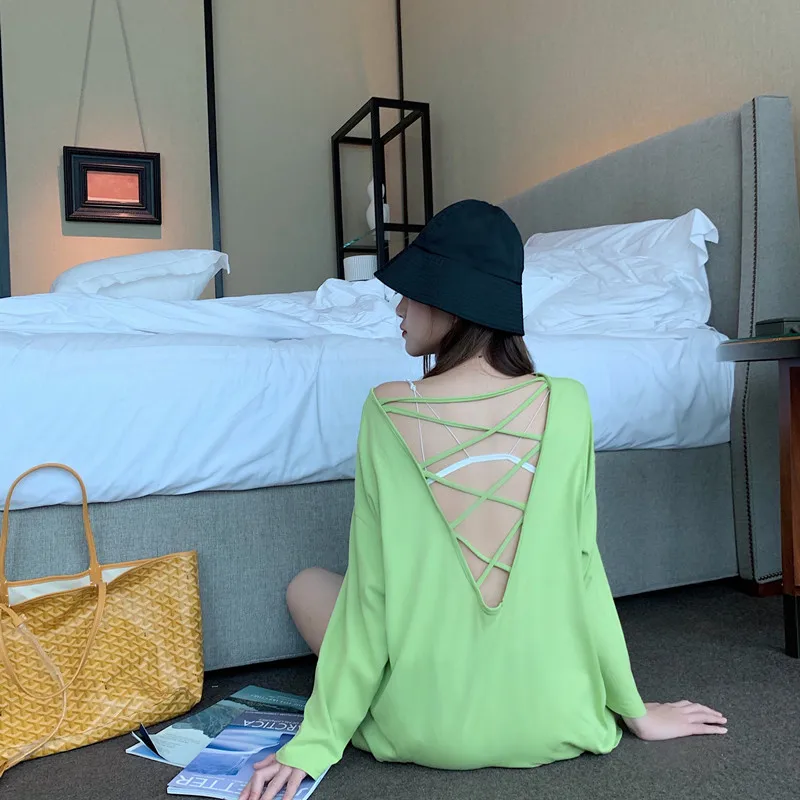 2020 early autumn dress net loose back sexy top mid-length new long-sleeved t-shirt
2020 early autumn dress net loose back sexy top mid-length new long-sleeved t-shirt