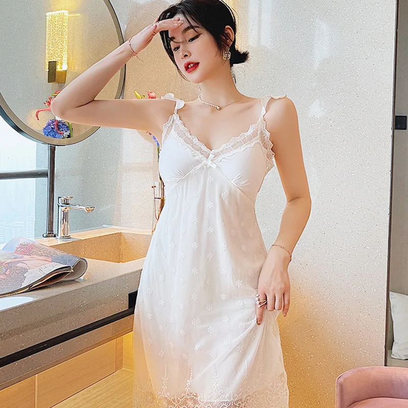 Lace Summer New Nightgown Sexy Femme Sleepshirts Ice Silk Nightdress V-neck Fashion Sleepwear Intimate Lingerie Home Clothing
Lace Summer New Nightgown Sexy Femme Sleepshirts Ice Silk Nightdress V-neck Fashion Sleepwear Intimate Lingerie Home Clothing