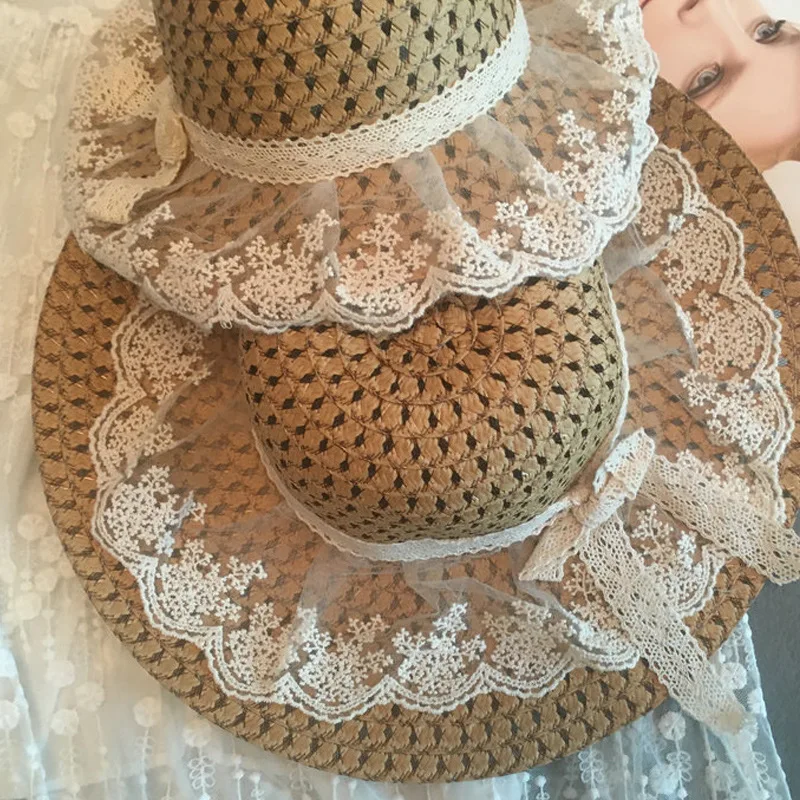 Women Lace Sun Hats For Wide Brim Straw Beach Side Cap Floppy Female Straw Hat Lace Solid Fringe Summer Parents-Child Hat Chapeu
Women Lace Sun Hats For Wide Brim Straw Beach Side Cap Floppy Female Straw Hat Lace Solid Fringe Summer Parents-Child Hat Chapeu