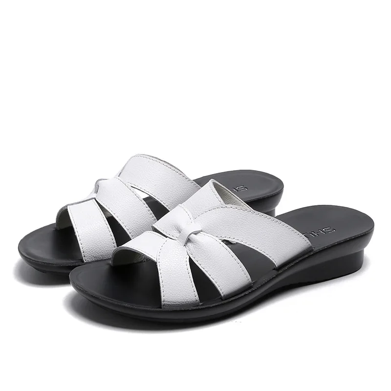 Shoes Woman Summer Sandals Women Leather Flat Comfortable Beach Slippers Women's Wedge Low Heels Shoes mother shoes Footwear
Shoes Woman Summer Sandals Women Leather Flat Comfortable Beach Slippers Women's Wedge Low Heels Shoes mother shoes Footwear