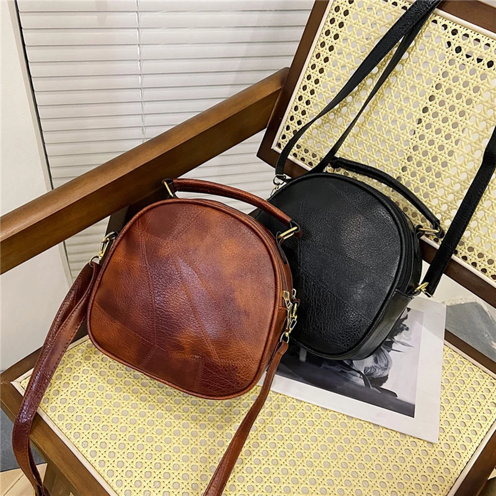 Retro Women Small Round Bags Female New Trendy PU Leather Solid Color Small Shoulder Bag Fashion Casual Messenger Women Bags New
Retro Women Small Round Bags Female New Trendy PU Leather Solid Color Small Shoulder Bag Fashion Casual Messenger Women Bags New
