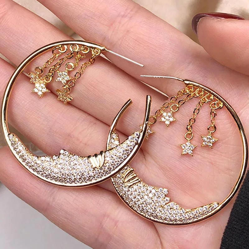 Fashion Elegant Moon And Star Hoop Earrings For Women Gift Dropshipping With Box High Quality Cubic Zirconia Earring With Tassel
Fashion Elegant Moon And Star Hoop Earrings For Women Gift Dropshipping With Box High Quality Cubic Zirconia Earring With Tassel