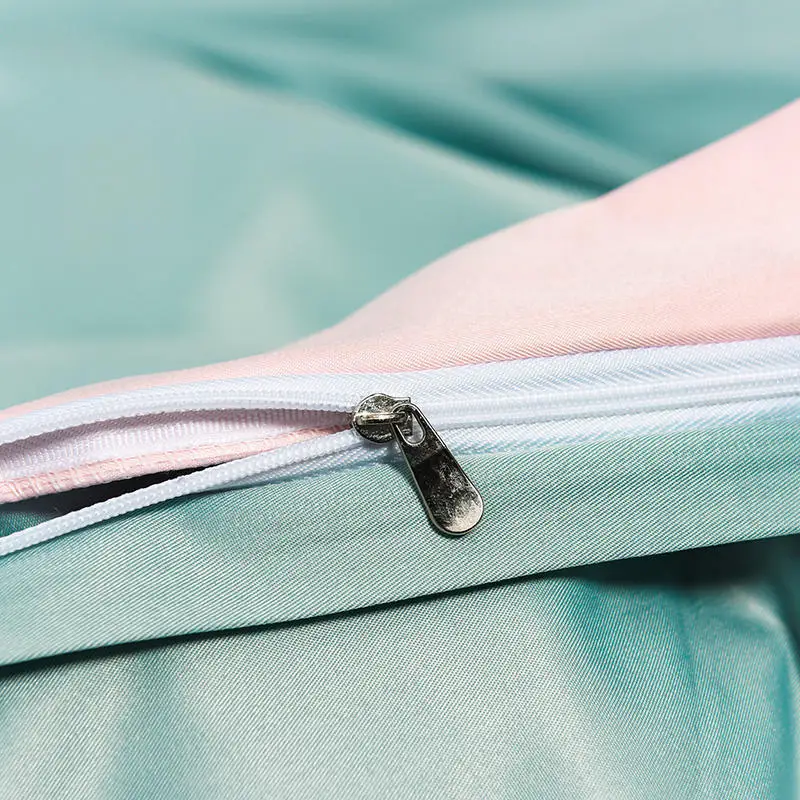 Simple Embroidery Home Duvet Cover Soft Polyester Satin Quilt Cover 150x200cm/200x230cm Queen King Size Duvet Cover
Simple Embroidery Home Duvet Cover Soft Polyester Satin Quilt Cover 150x200cm/200x230cm Queen King Size Duvet Cover
