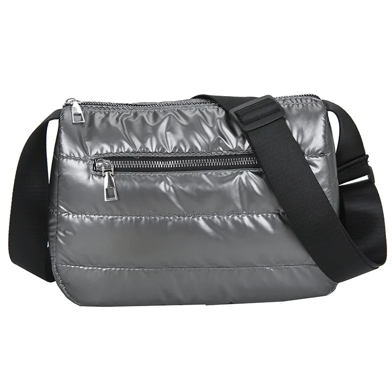

Женская зимняя сумка на плечо с объемной подкладкой, новинка 2022, дизайнерская нейлоновая хлопковая теплая черная сумка через плечо с клапан...