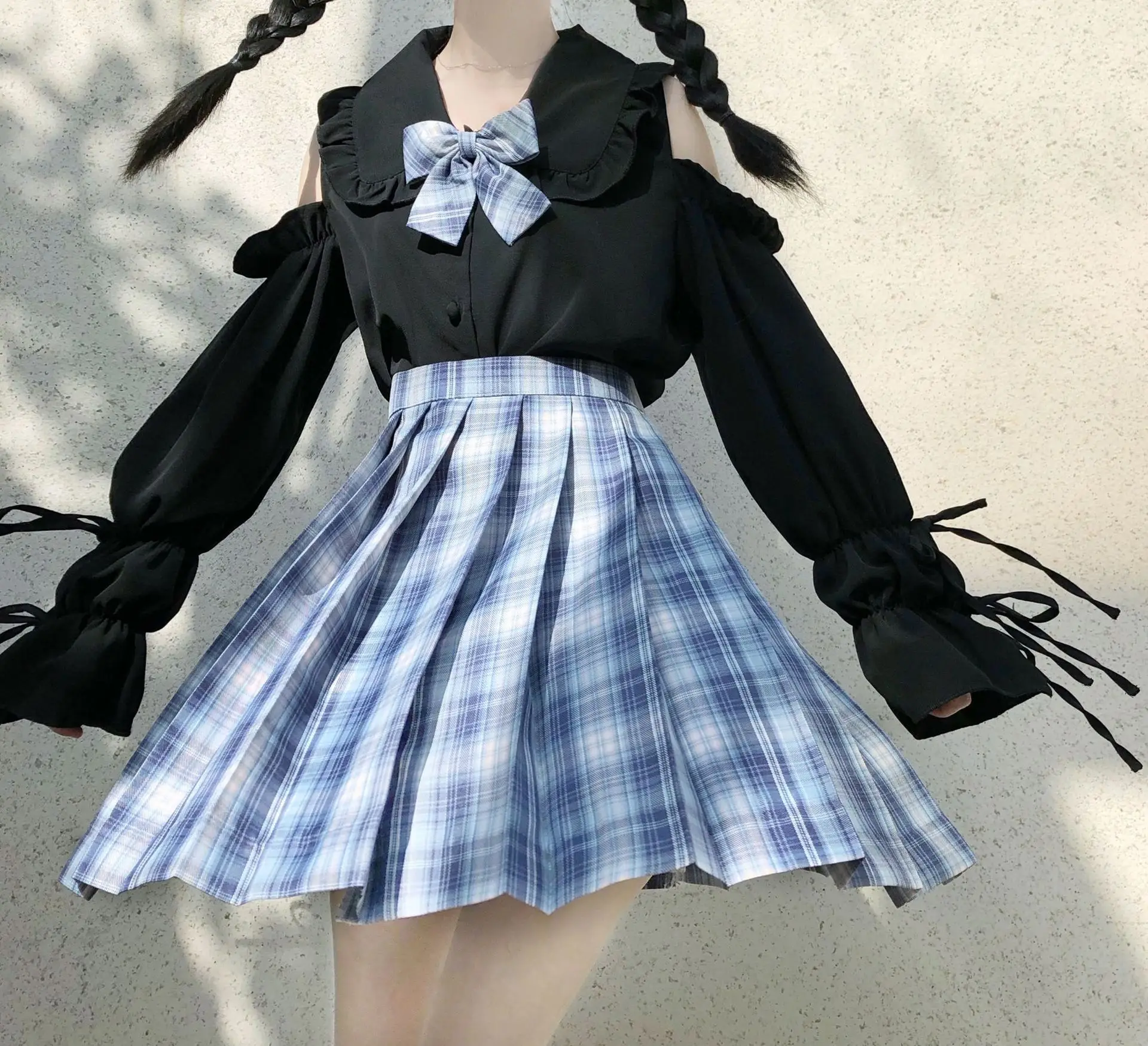 Women's 2021 spring new doll collar bow tie Lolita college long-sleeved strapless tencel single-breasted shirt
Women's 2021 spring new doll collar bow tie Lolita college long-sleeved strapless tencel single-breasted shirt