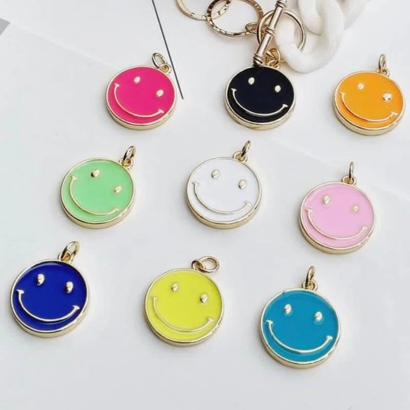 10PCS, Smiley Face / Smile Head Charms Pendant necklace,earring jewelry DIY handmade Findings
10PCS, Smiley Face / Smile Head Charms Pendant necklace,earring jewelry DIY handmade Findings
