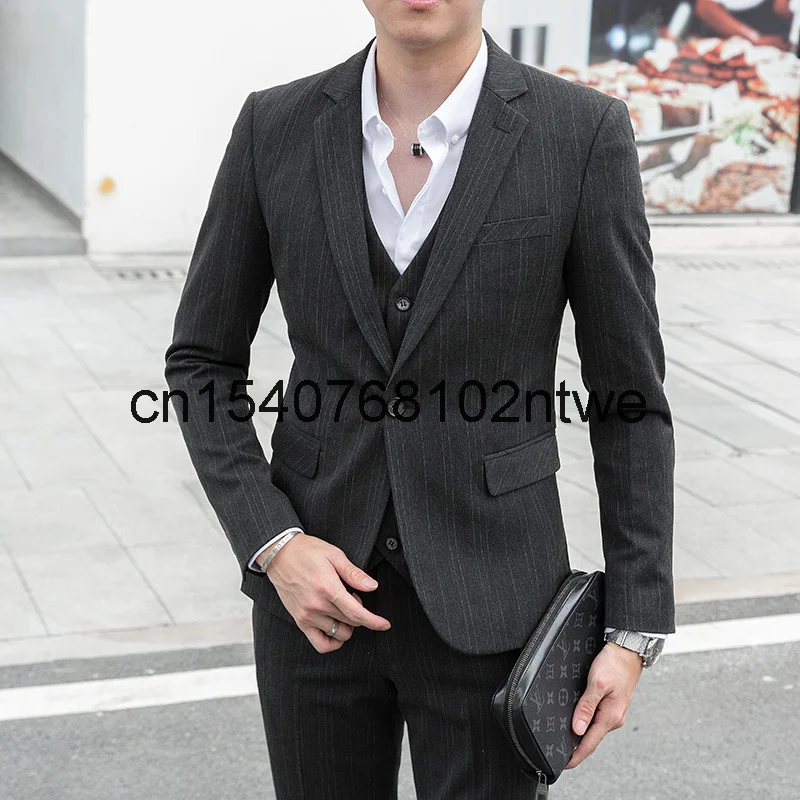 Костюм мужской из трех предметов, Модный нежелезный деловой костюм в Корейском стиле, в полоску, костюм из двух предметов для мужчин
Костюм мужской из трех предметов, Модный нежелезный деловой костюм в Корейском стиле, в полоску, костюм из двух предметов для мужчин
