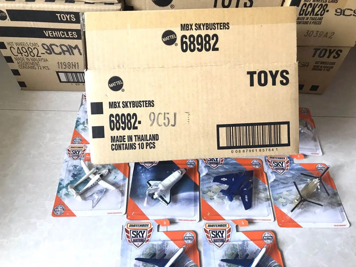 Mattel Matchbox Matchbox City Hero Aircraft 68982 alloy simulation model children's toys
Mattel Matchbox Matchbox City Hero Aircraft 68982 alloy simulation model children's toys