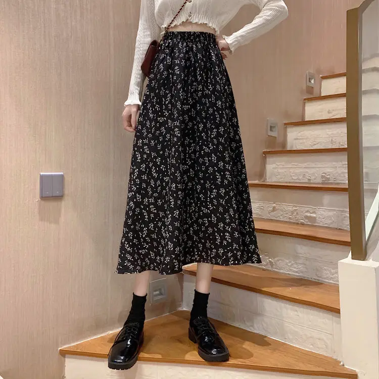 Spring and autumn Korean version 2021 new elastic waist mid length slim temperament Floral Chiffon A-line skirt women's skirt
Spring and autumn Korean version 2021 new elastic waist mid length slim temperament Floral Chiffon A-line skirt women's skirt