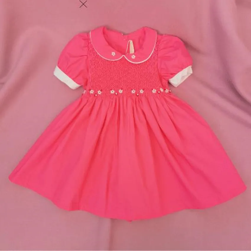 Baby Girl Smocked Dress Children Handemade Smocking Dresses Infant Peter Pan Collar Cotton embroidered Vintage princess dress
Baby Girl Smocked Dress Children Handemade Smocking Dresses Infant Peter Pan Collar Cotton embroidered Vintage princess dress