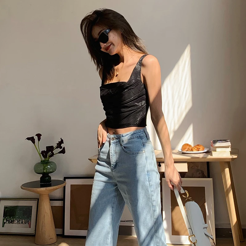 ONEINALL Black Sexy Vest For Women Square Collar Sleeveless Pleated Solid Slim Vests Female Summer Fashion Clothes 2021 New Tide
ONEINALL Black Sexy Vest For Women Square Collar Sleeveless Pleated Solid Slim Vests Female Summer Fashion Clothes 2021 New Tide