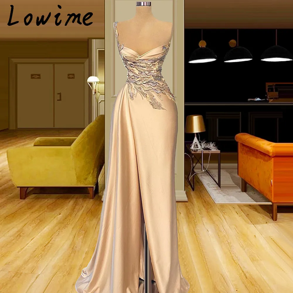 2021 Champagne Sparkle Elegant Formal Evening Dress Prom Gown Long Sexy Deep V Shiny Prom Dress Train robe de soirée
2021 Champagne Sparkle Elegant Formal Evening Dress Prom Gown Long Sexy Deep V Shiny Prom Dress Train robe de soirée