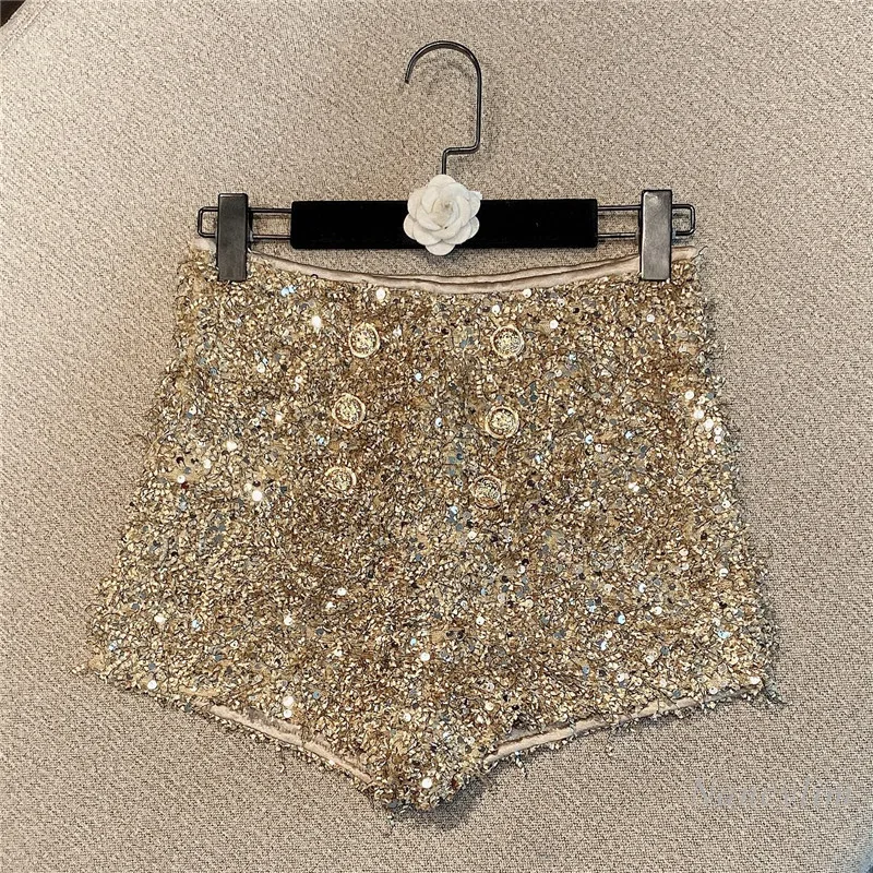 Sexy Shorts for Women 2021 Summer New Fashion Temperament Heavy Embroidery Sequins Lady Slim Fit Skinny Gold Short
Sexy Shorts for Women 2021 Summer New Fashion Temperament Heavy Embroidery Sequins Lady Slim Fit Skinny Gold Short
