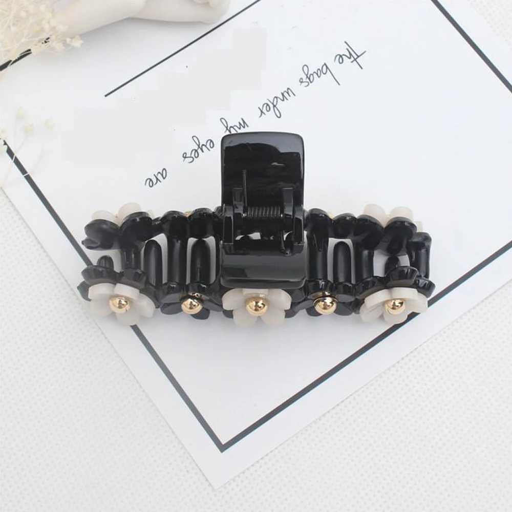 Large Size Black White Flowers Hair Claw Clip for Women Girls Fashion Simple Hairpin Crab Headwear Hair Accessories
Large Size Black White Flowers Hair Claw Clip for Women Girls Fashion Simple Hairpin Crab Headwear Hair Accessories