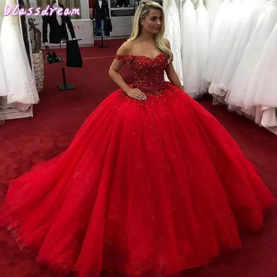 2020 Red Off Shoulder Ball Gown Quinceanera Dresses Tulle 15 anos Beading Sequin Fluffy Dresses 18 Vestidos Elegant Prom Dress
2020 Red Off Shoulder Ball Gown Quinceanera Dresses Tulle 15 anos Beading Sequin Fluffy Dresses 18 Vestidos Elegant Prom Dress