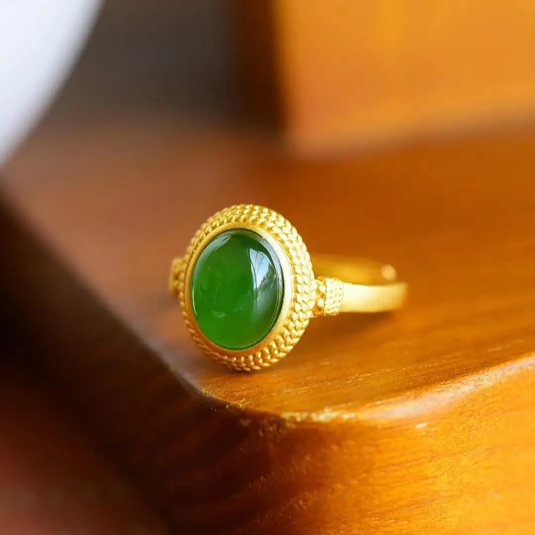925 New Retro Style Temperament Imitated Khotan Jade Emerald Gold-plated Ethnic Classic Opening Ring For Women Elegance Jewelry
925 New Retro Style Temperament Imitated Khotan Jade Emerald Gold-plated Ethnic Classic Opening Ring For Women Elegance Jewelry