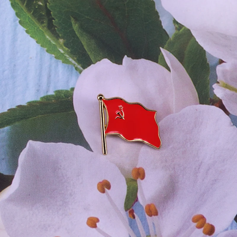 Значок с эмалью красный флаг CCCP серп молот звезда русский значок | Украшения и