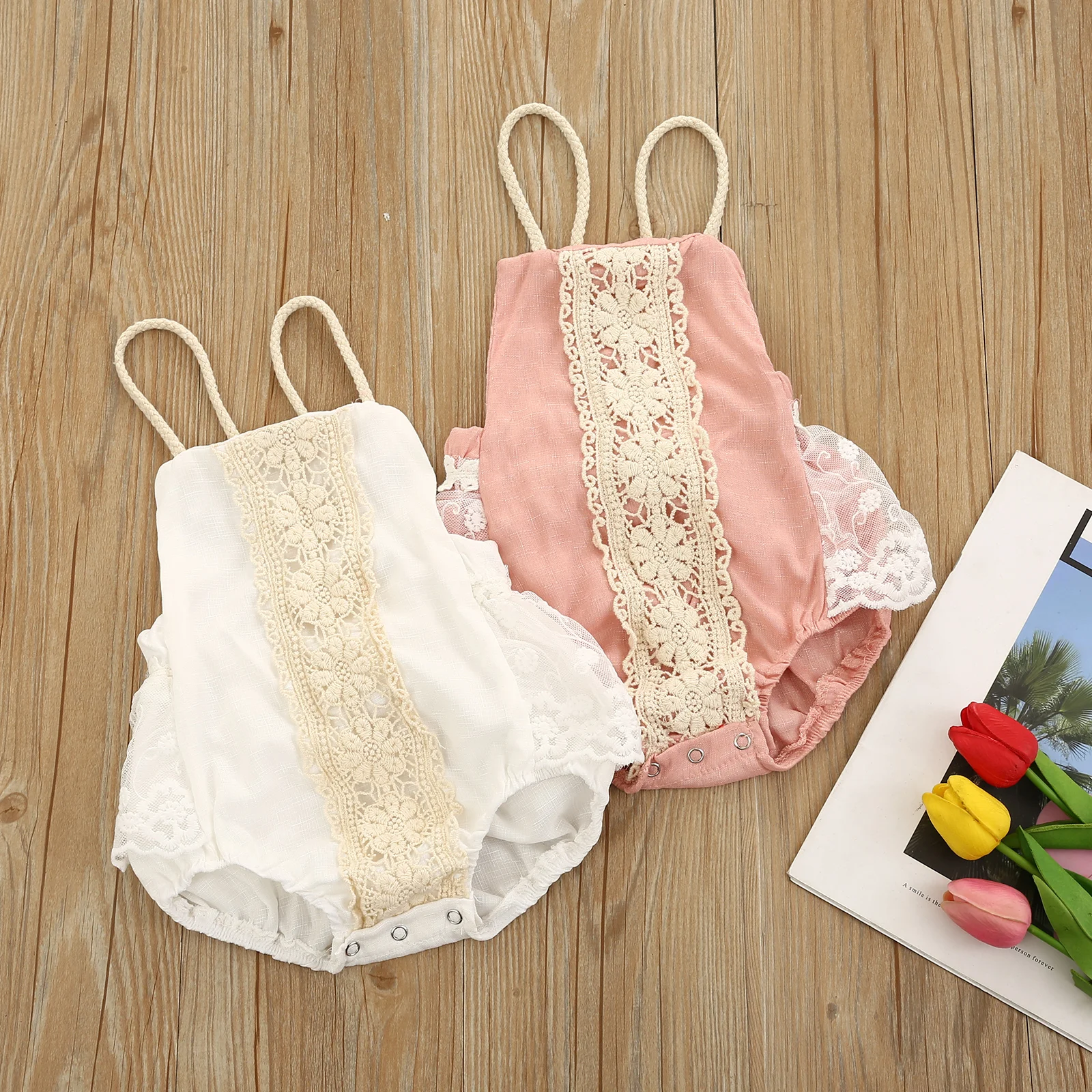 2021 Baby Lace-joint Short Romper, Girls Floral Crochet Sleeveless Backless Jumpsuit for Summer
2021 Baby Lace-joint Short Romper, Girls Floral Crochet Sleeveless Backless Jumpsuit for Summer