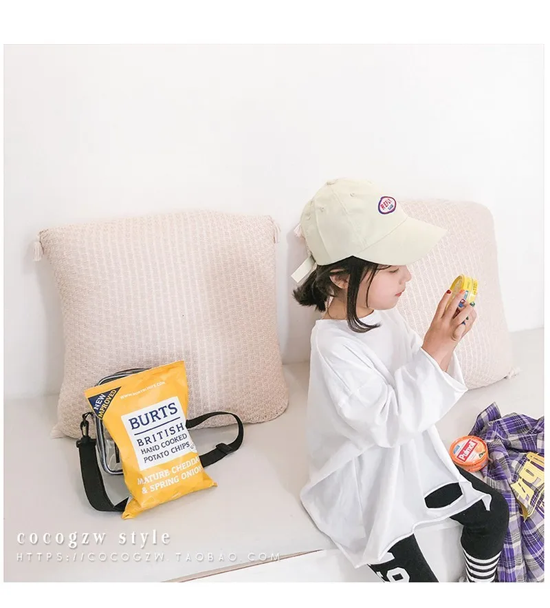 Girl's broken hole loose white Western bottoming shirt autumn 2020 new Korean version of children's long-sleeved t-shirt top tid
Girl's broken hole loose white Western bottoming shirt autumn 2020 new Korean version of children's long-sleeved t-shirt top tid