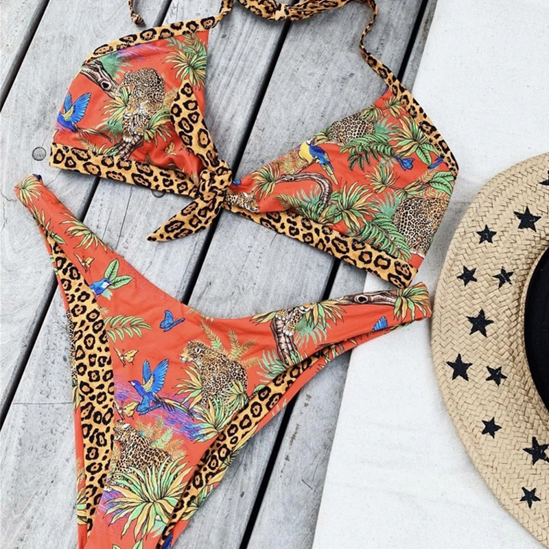 2020 Floral print swimsuit micro string bikini set female chest strap swimwear women bathers push up biquini Halter top beach
2020 Floral print swimsuit micro string bikini set female chest strap swimwear women bathers push up biquini Halter top beach