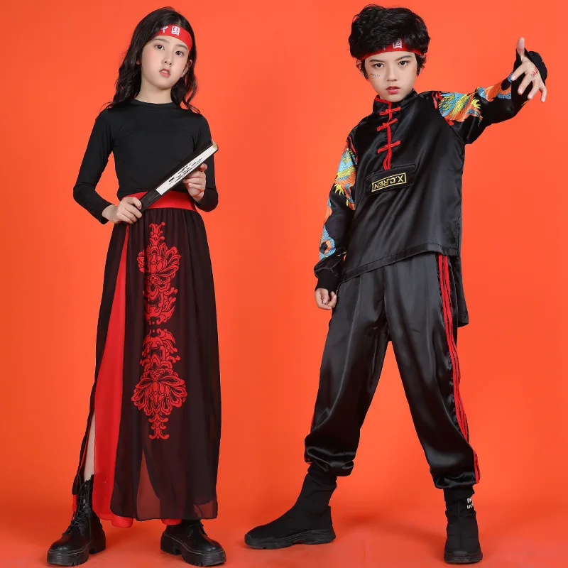 Детские костюмы ханьфу, Китайская традиционная одежда для девочек и мальчиков, школьные детские сценические костюмы для выступлений
Детские костюмы ханьфу, Китайская традиционная одежда для девочек и мальчиков, школьные детские сценические костюмы для выступлений