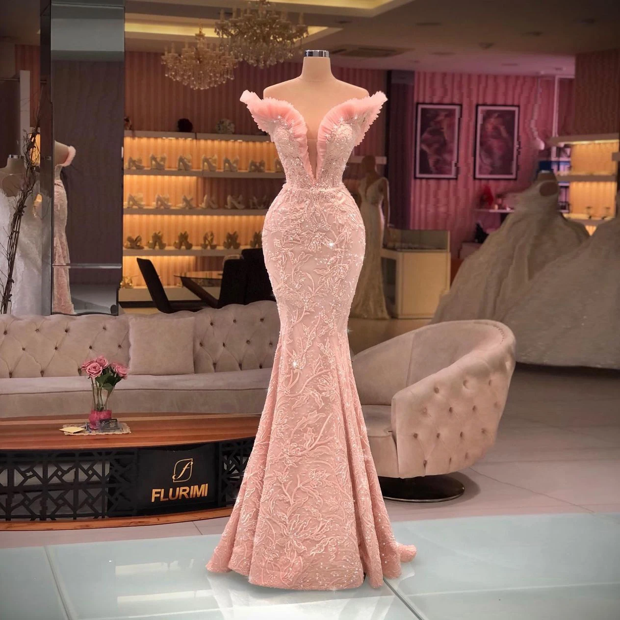 2022 New Arrival Luxury Elegant Mermaid Prom Dresses V Neck Sleeveless Lace Appliques Women Long Evening Party Gowns Custom Made
2022 New Arrival Luxury Elegant Mermaid Prom Dresses V Neck Sleeveless Lace Appliques Women Long Evening Party Gowns Custom Made